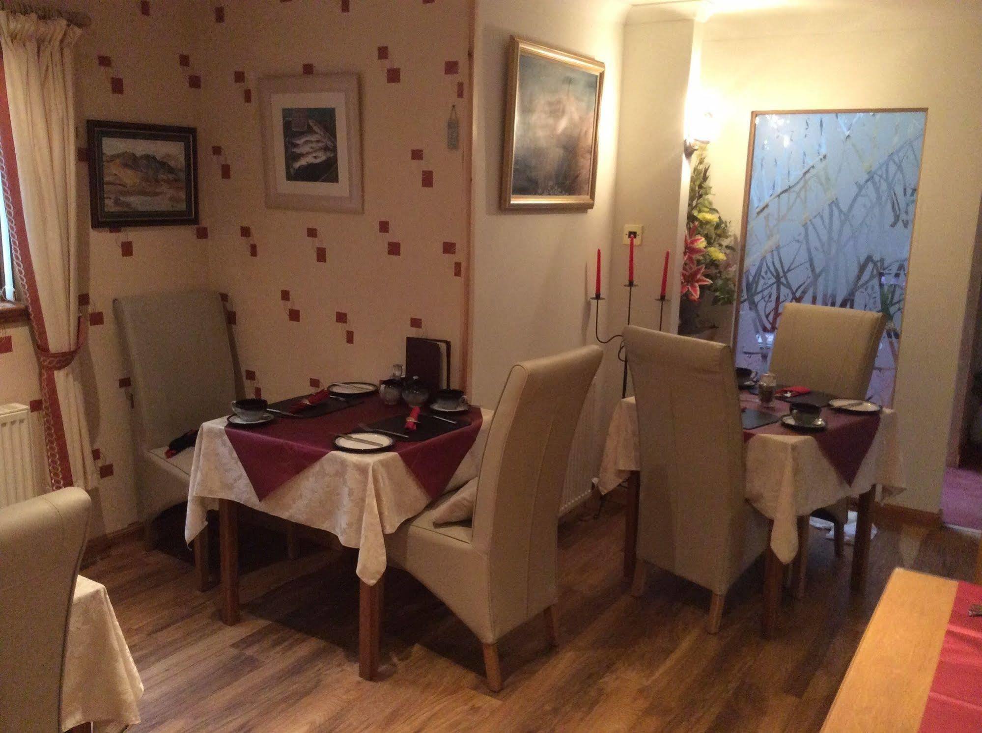 Castleview Bed & Breakfast Дафтаун Экстерьер фото